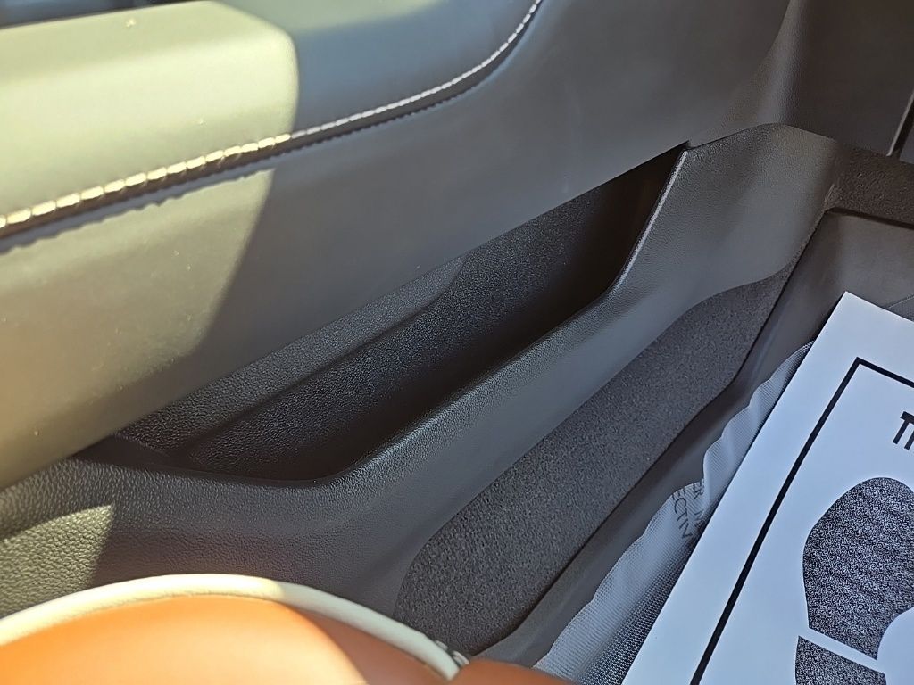 Used 2026 White GMC Denali Ultimate image 57