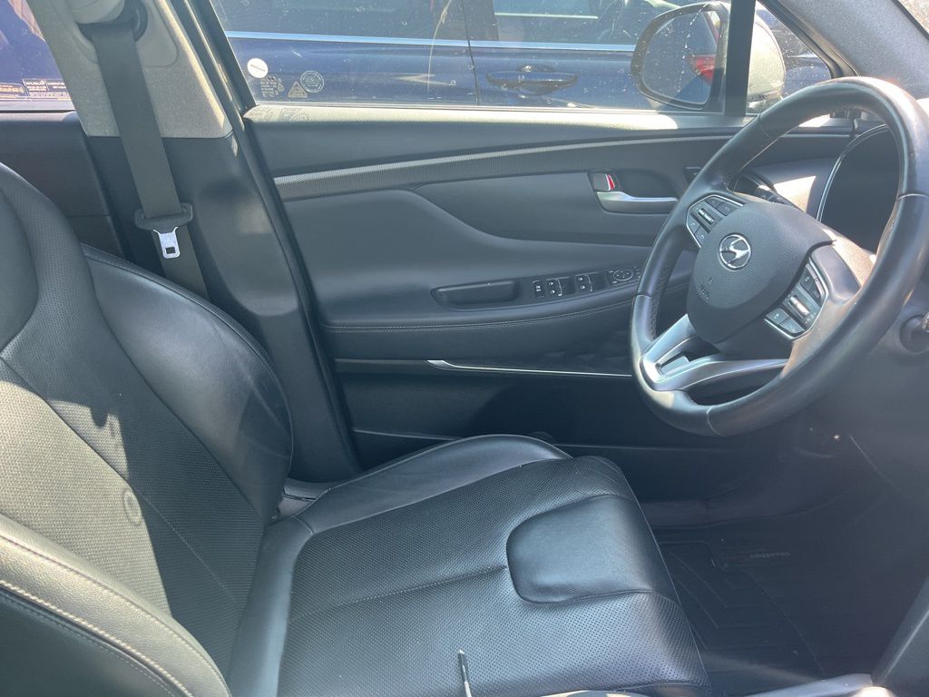 Thumbnail: 2019 Hyundai Santa Fe - 4