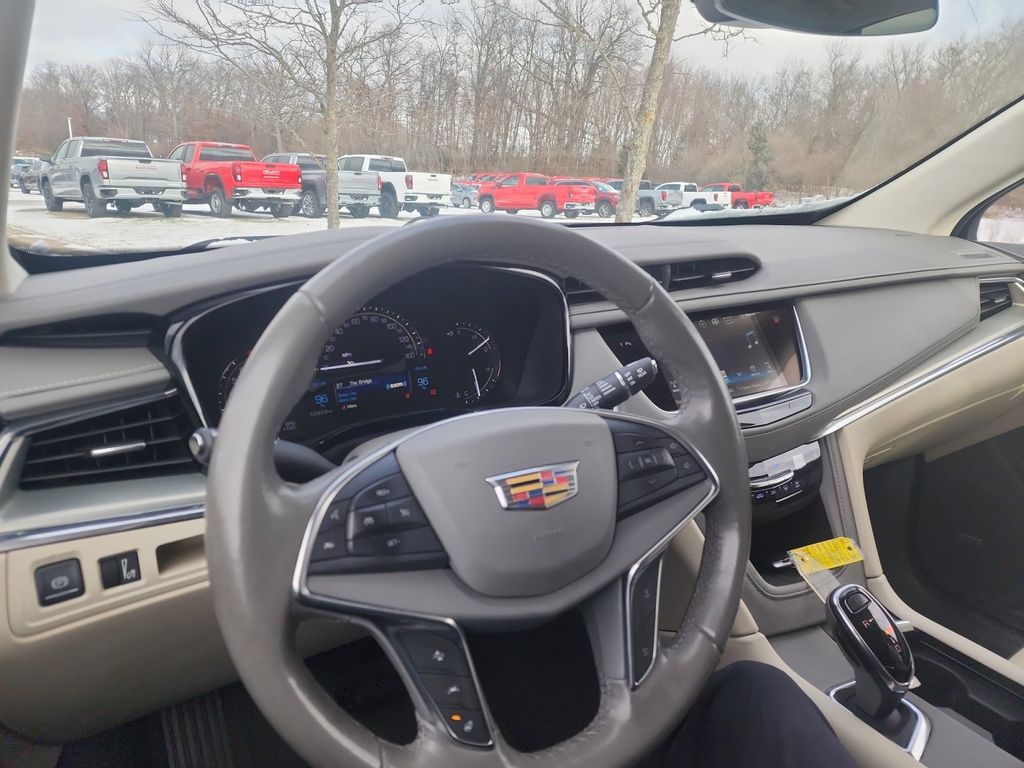 2019 Cadillac XT5 Luxury 14