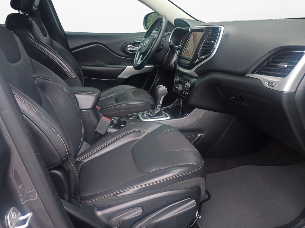 Used Car 2018 Jeep Cherokee  Latitude Plus For Sale Under $20,000 In Austin, Texas