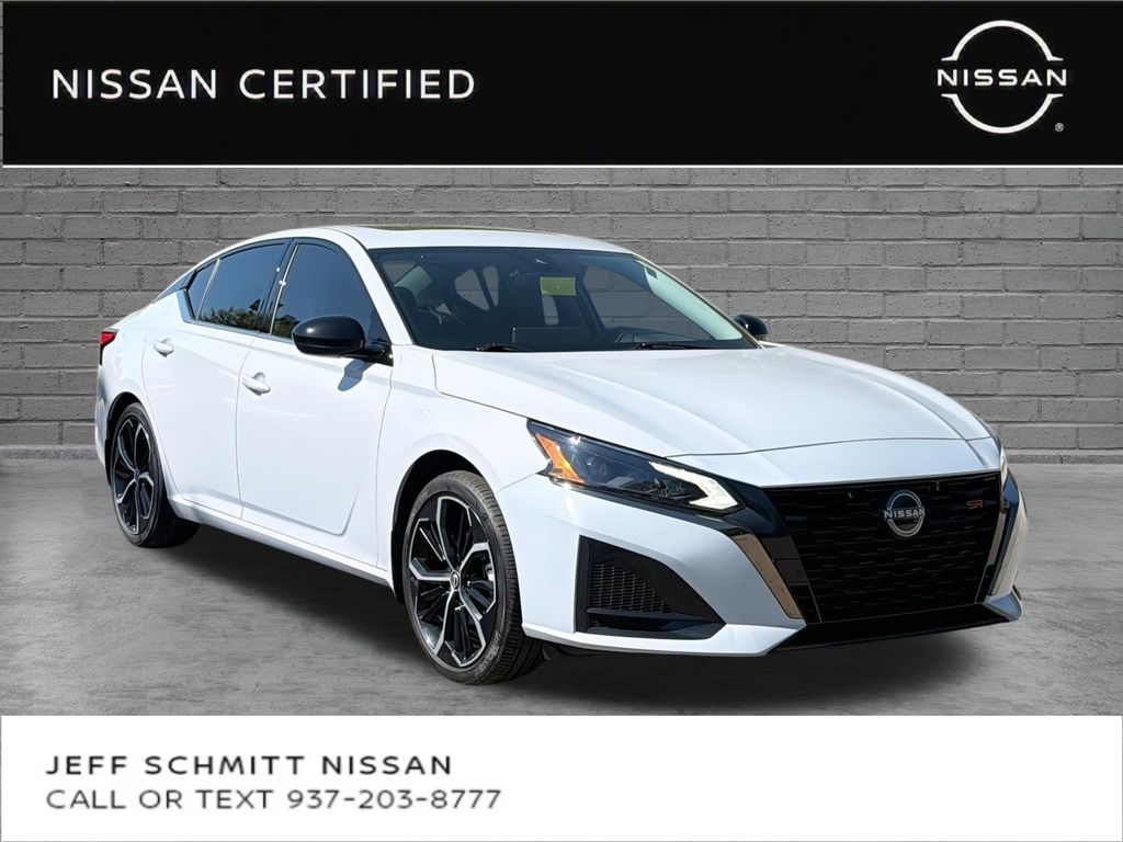 Gray Sky Pearl 2024 Nissan Altima Sedan Front-Wheel Drive Continuously Variable Transmission