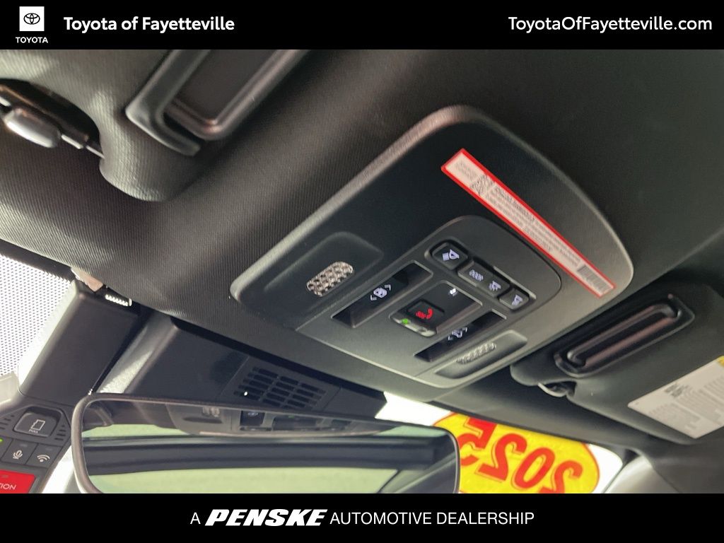 Thumbnail: 2025 Toyota Camry - 25