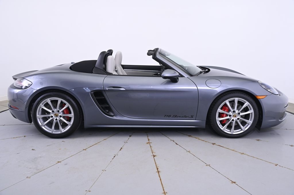 Thumbnail: 2025 Porsche 718 Boxster - 8