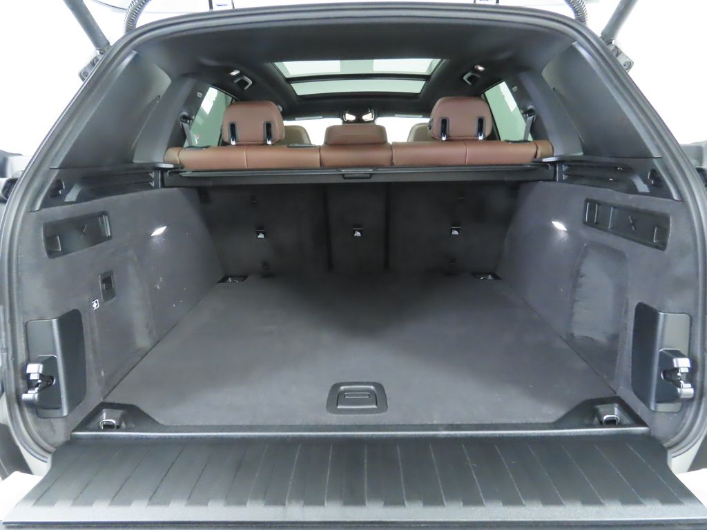 Thumbnail: 2026 BMW X5 - 29