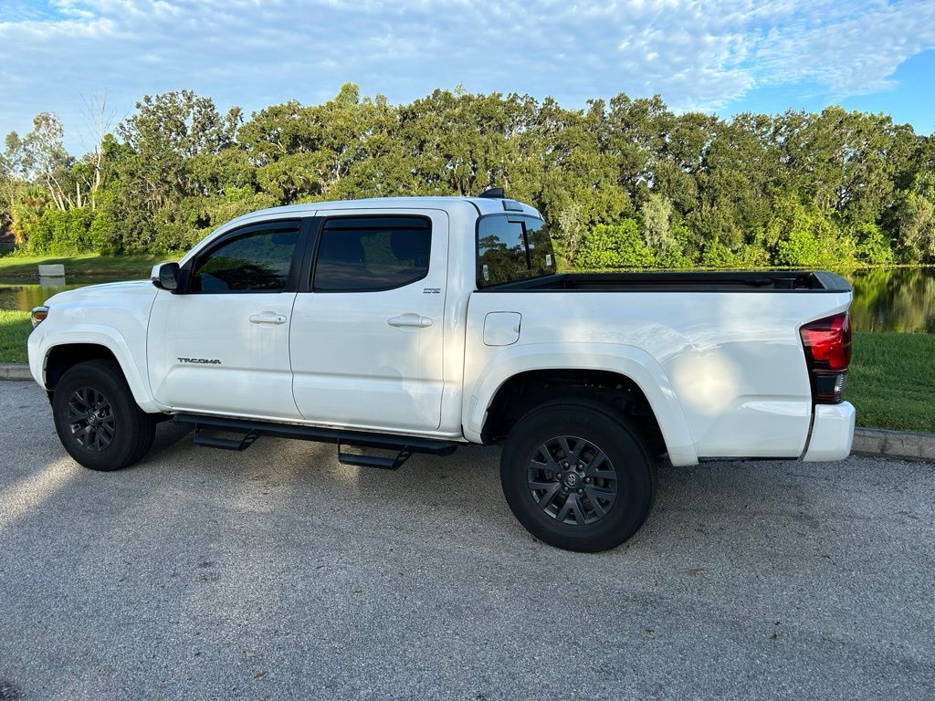 Thumbnail: 2022 Toyota Tacoma - 3