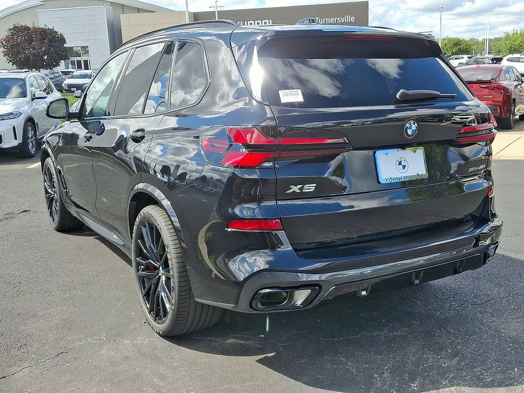 Thumbnail: 2026 BMW X5 - 3