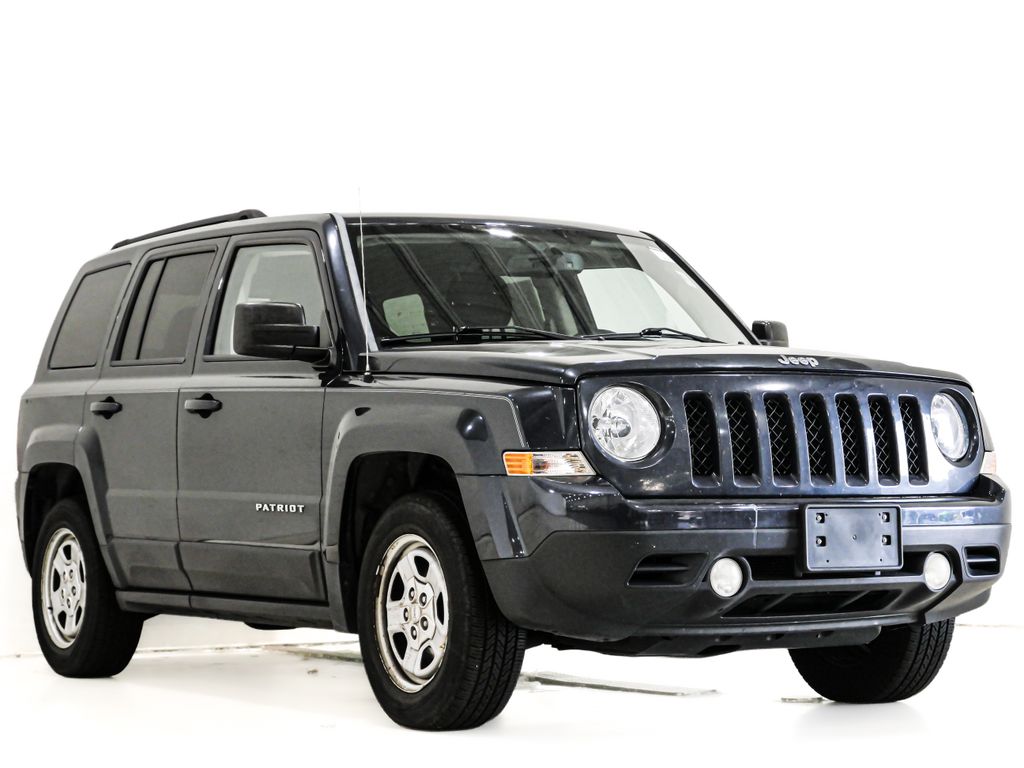 Gray (Maximum Steel Metallic Clearcoat) 2016 Jeep Patriot SUV / Crossover Front-Wheel Drive 6-Speed Automatic