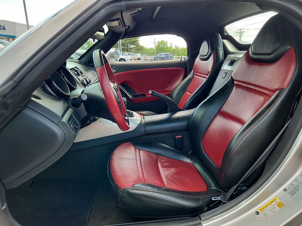 used 2008 Saturn Sky car, priced at $11,462