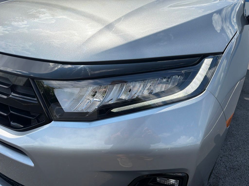 Thumbnail: 2025 Honda Odyssey - 9