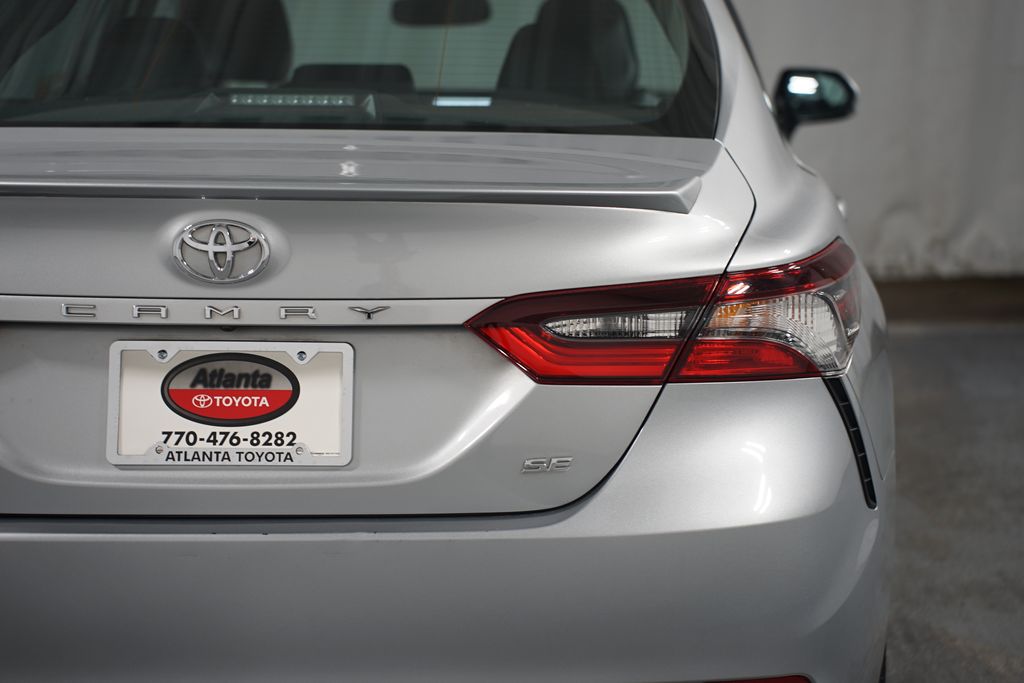 2022 Toyota Camry SE 10