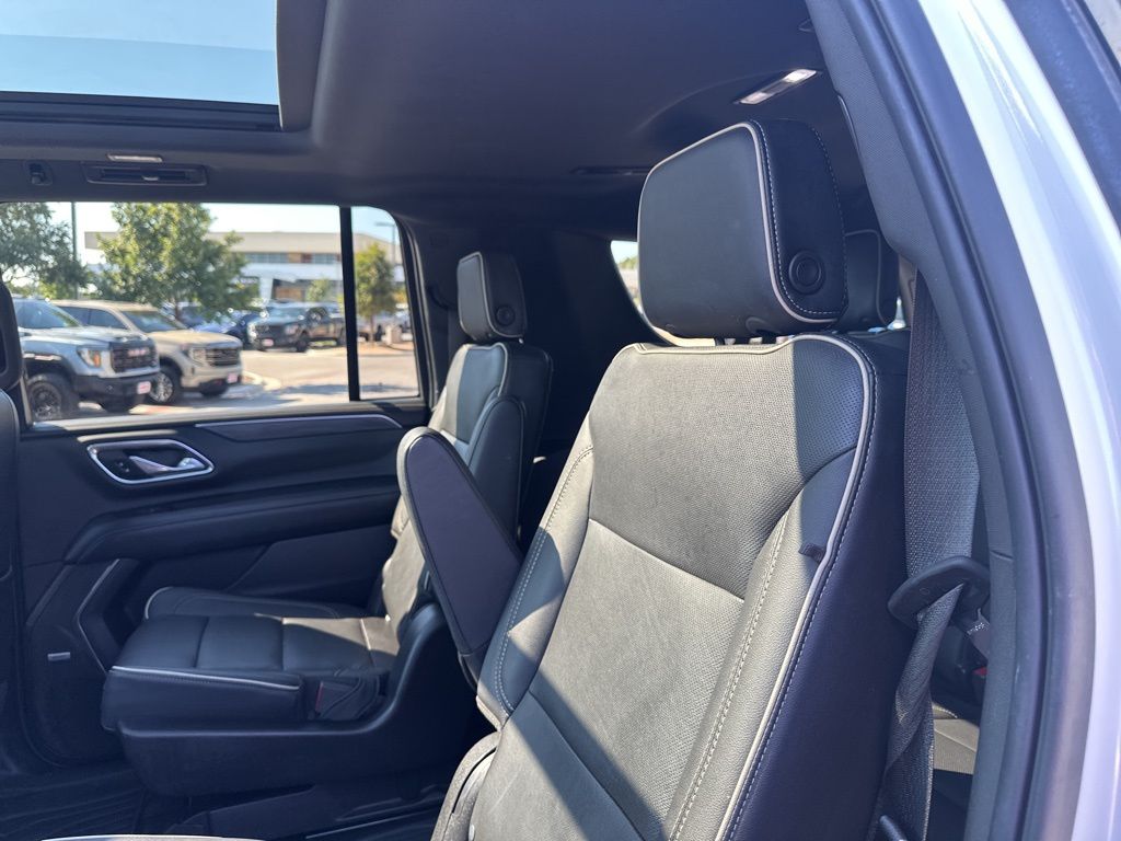 Used Car 2021 Gmc Yukon Xl  Slt For Sale Under $50,000 In Austin, Texas