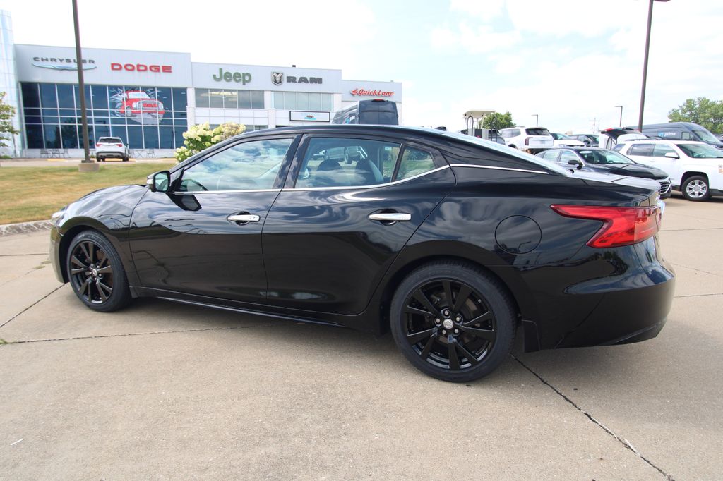 Used 2018 Nissan Maxima Sedan