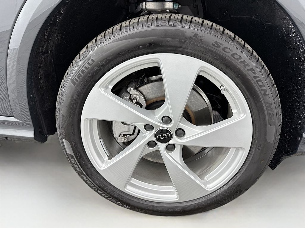 Thumbnail: 2025 Audi Q5 - 32