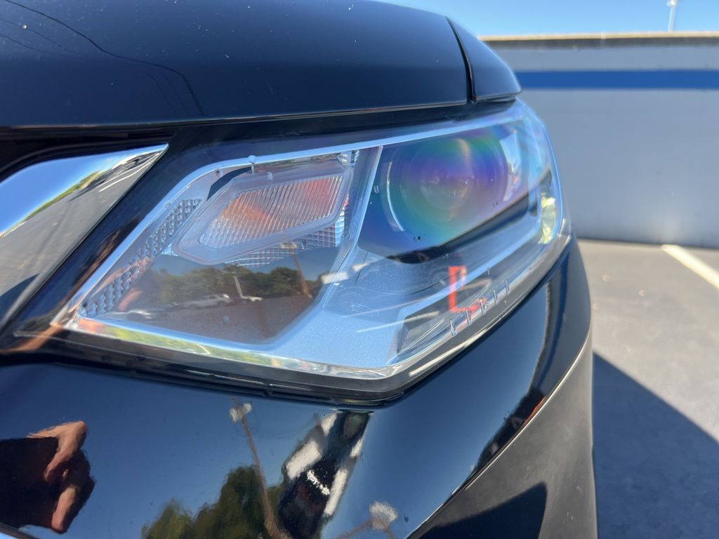 Thumbnail: 2021 Chevrolet Traverse - 9