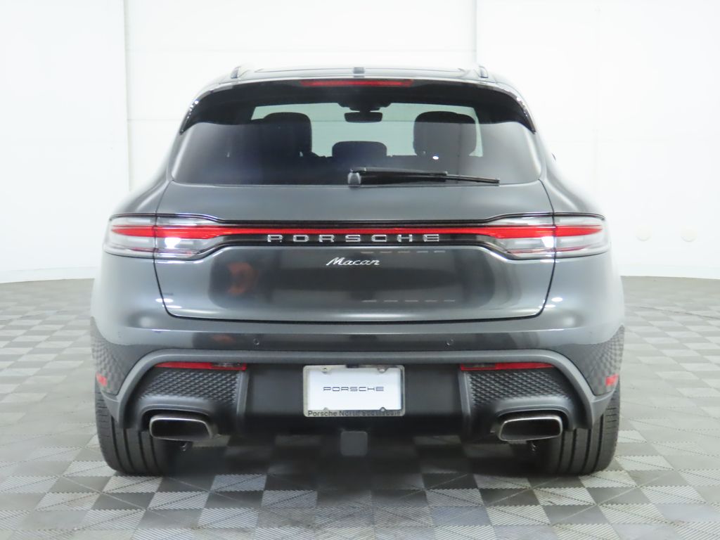 Thumbnail: 2025 Porsche Macan - 6