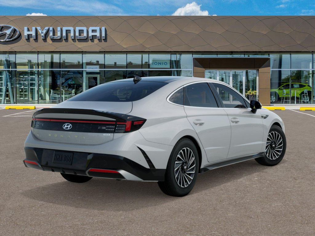 2025 Hyundai Sonata Limited 4