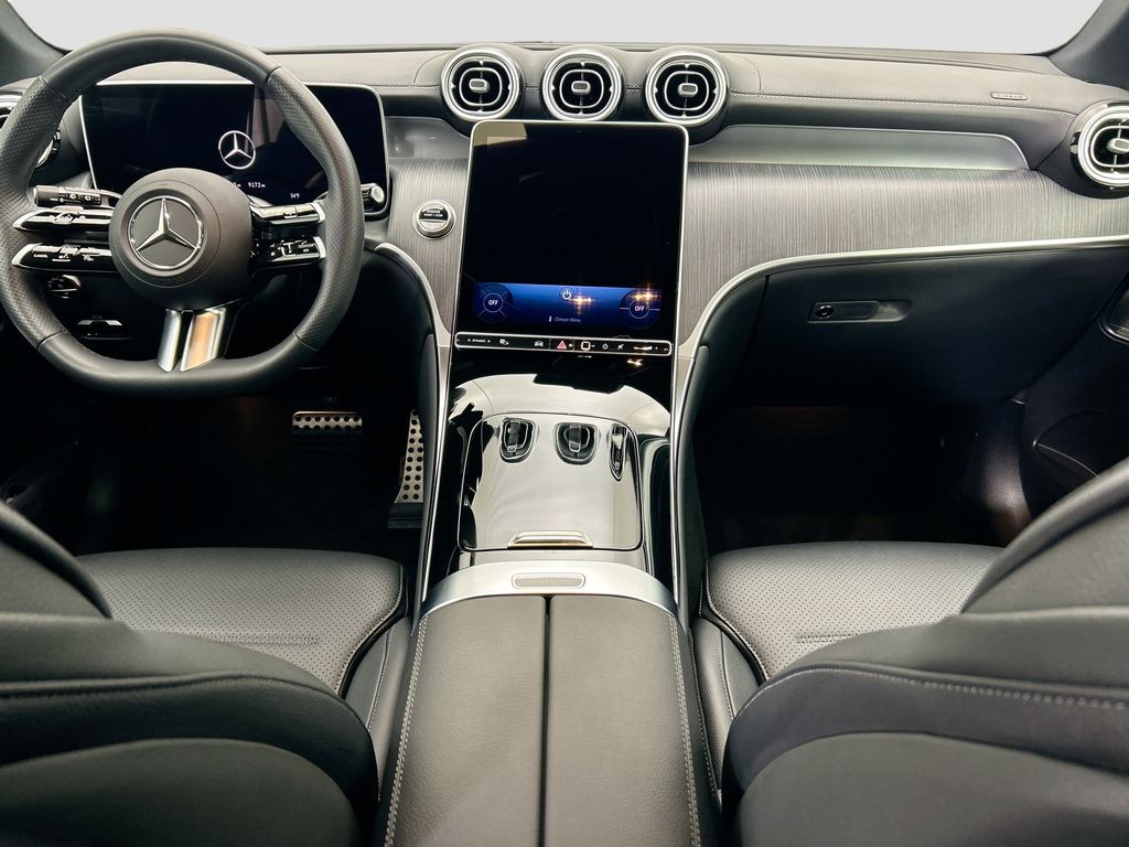 Thumbnail: 2025 Mercedes-Benz GLC - 13