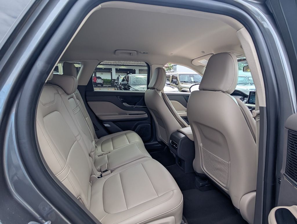 used 2022 Lincoln Corsair car, priced at $25,988