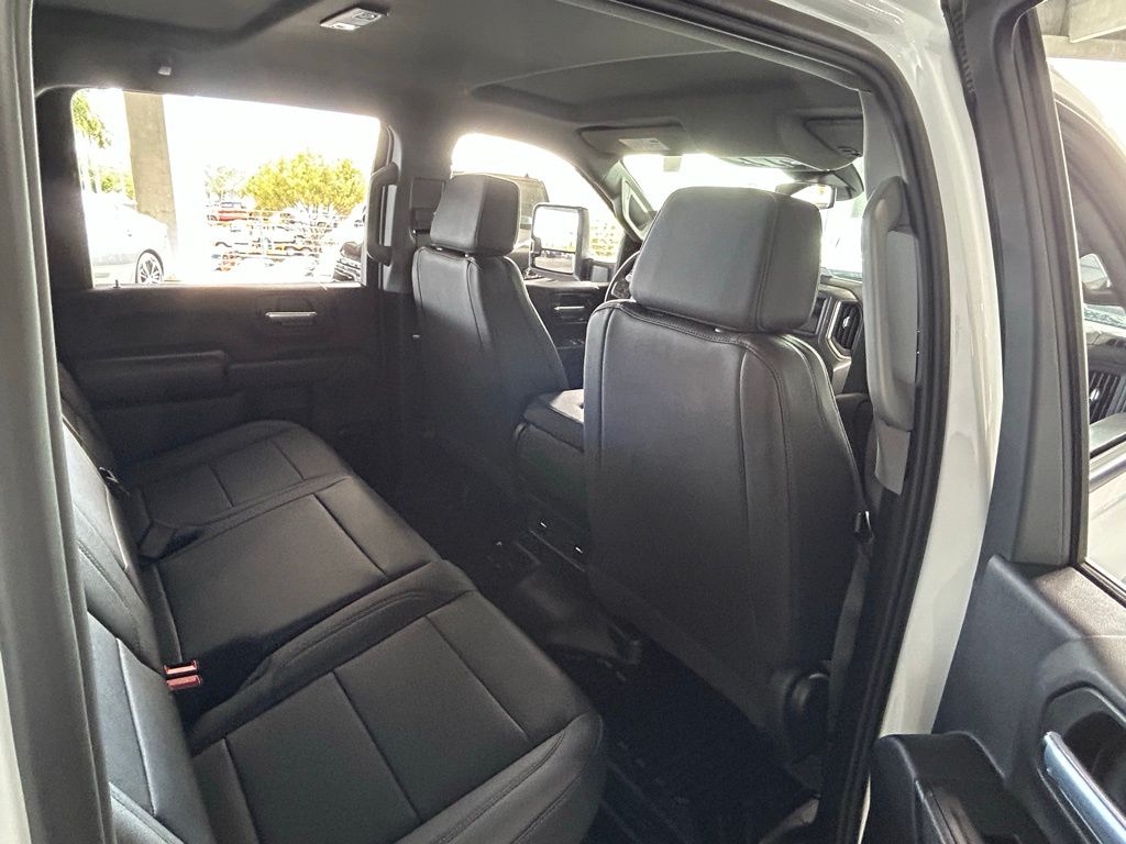 New 2026 Summit White Chevrolet Work Truck image 18