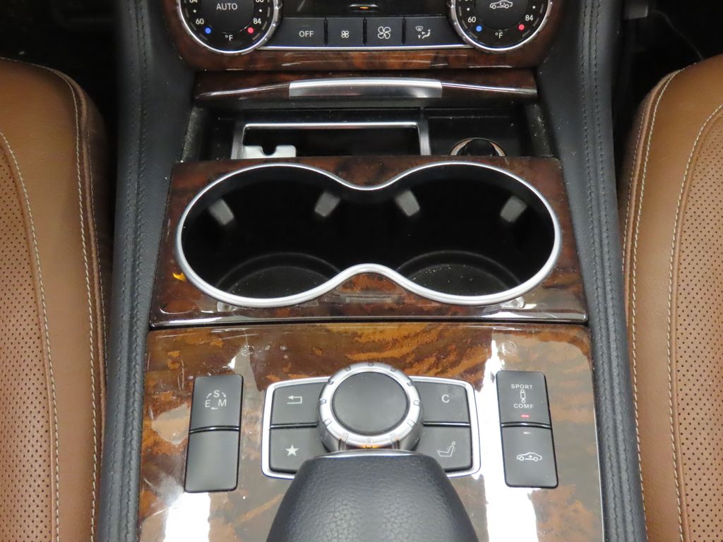 Thumbnail: 2017 Mercedes-Benz CLS - 26