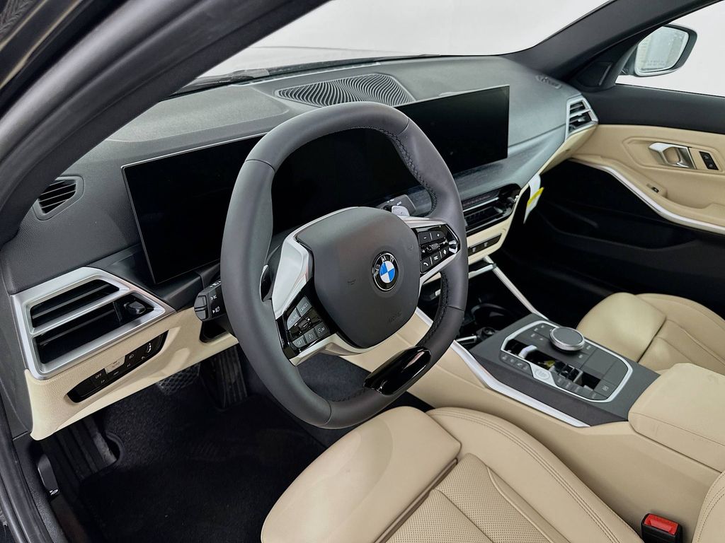 Thumbnail: 2025 BMW 3 Series - 9