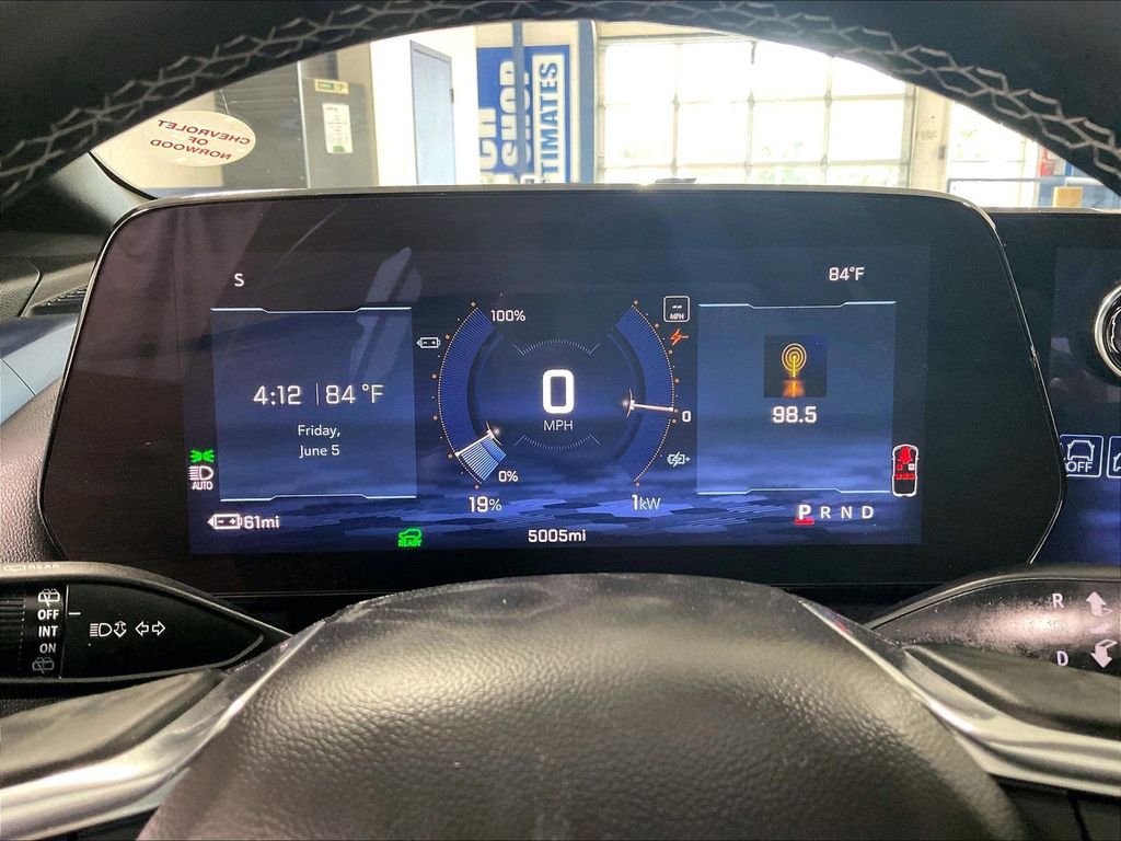 2024 Chevrolet Equinox EV — photo 25