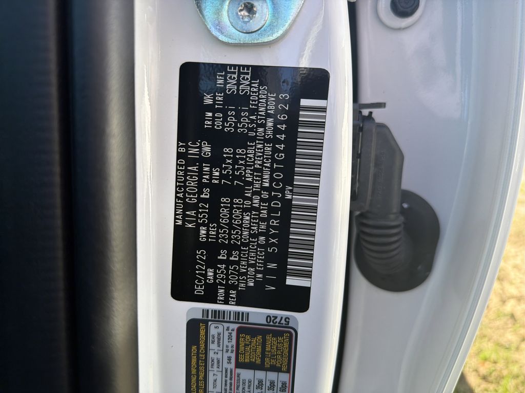 new 2026 Kia Sorento car, priced at $33,591