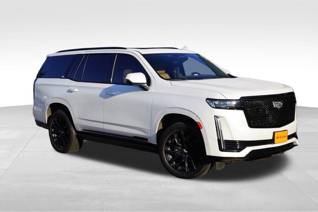 Crystal White Tricoat 2022 Cadillac Escalade SUV / Crossover Four-Wheel Drive Automatic