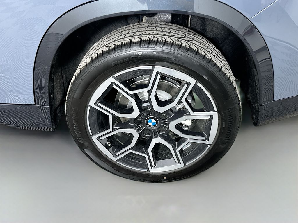 Thumbnail: 2025 BMW X1 - 23
