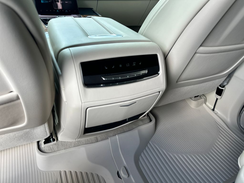 Used 2025 Black Cadillac Premium Luxury Platinum image 34