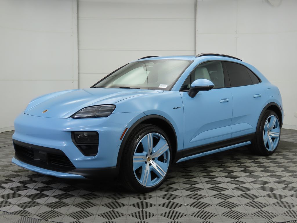 Thumbnail: 2025 Porsche Macan - 1