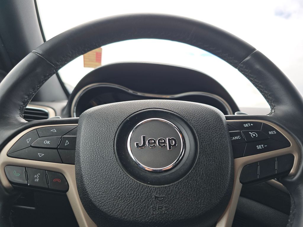 2014 Jeep Grand Cherokee Laredo photo 20