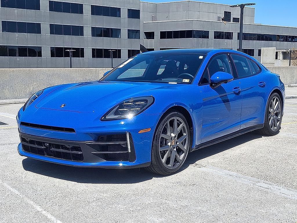 Thumbnail: 2025 Porsche Panamera - 1
