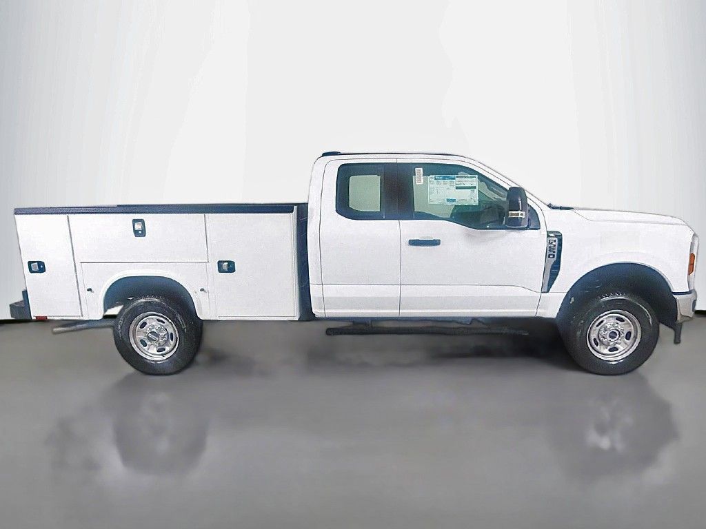 New 2026 White Ford XL image 13