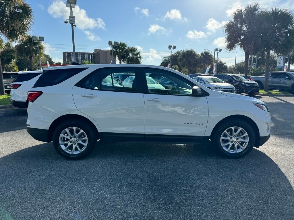 2021 Chevrolet Equinox LS 9