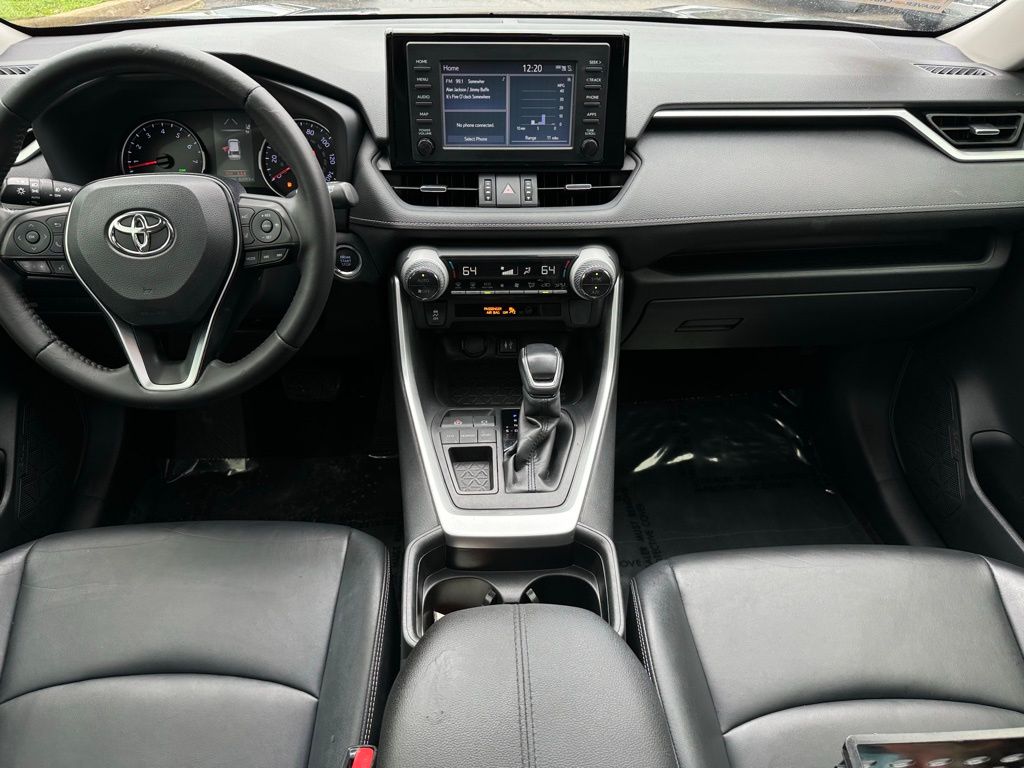 2019 Toyota RAV4 XLE Premium 26