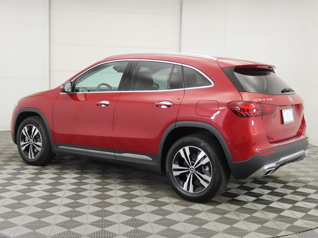 Thumbnail: 2026 Mercedes-Benz GLA - 7