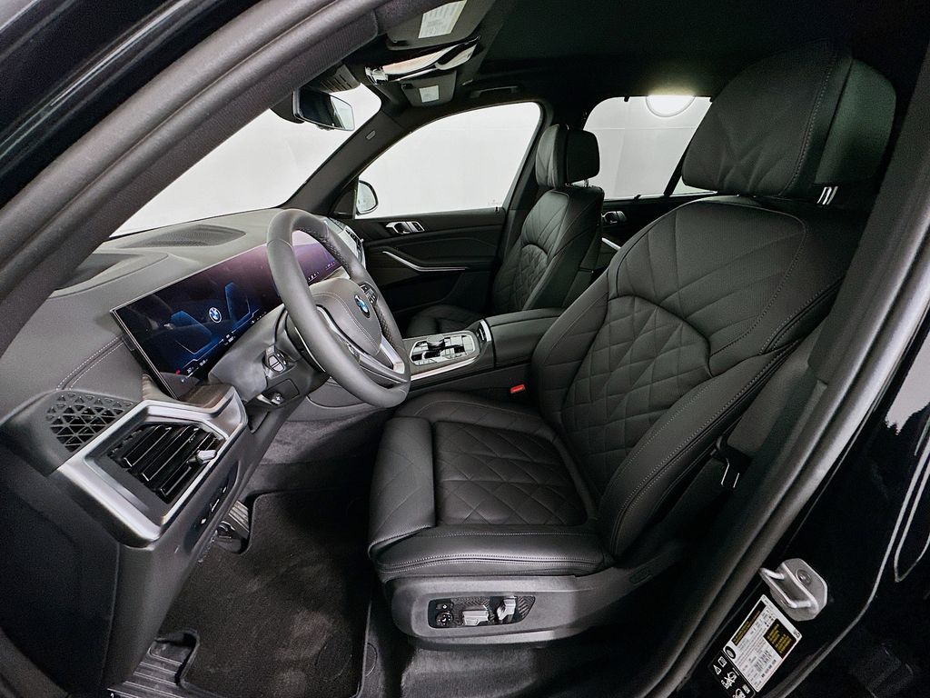 Thumbnail: 2026 BMW X5 - 16