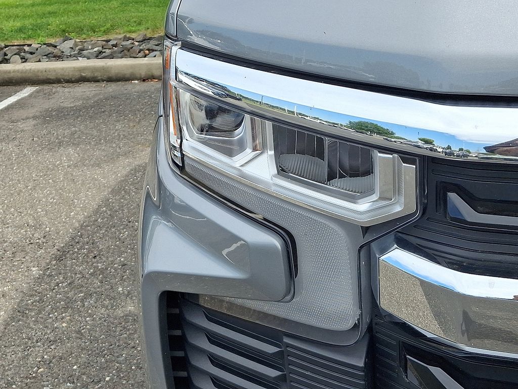 Thumbnail: 2024 Chevrolet Silverado 1500 - 4