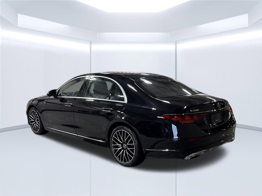 Thumbnail: 2027 Mercedes-Benz S-Class - 3