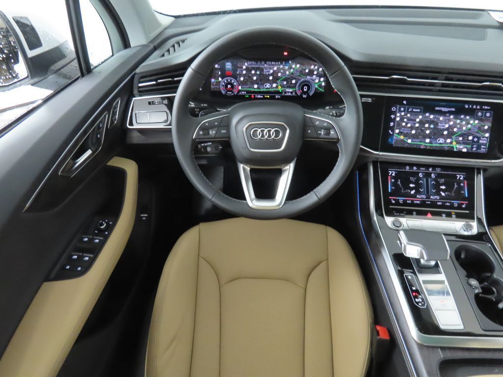 Thumbnail: 2026 Audi Q7 - 12