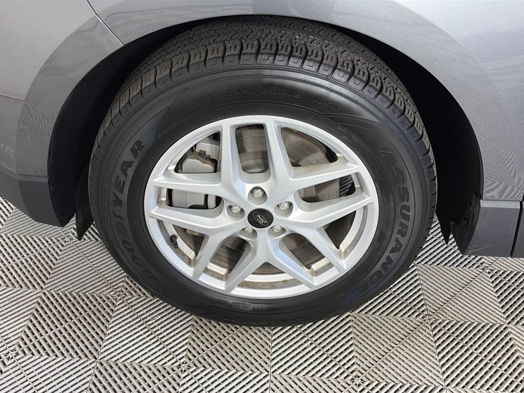 View vehicle photo 7