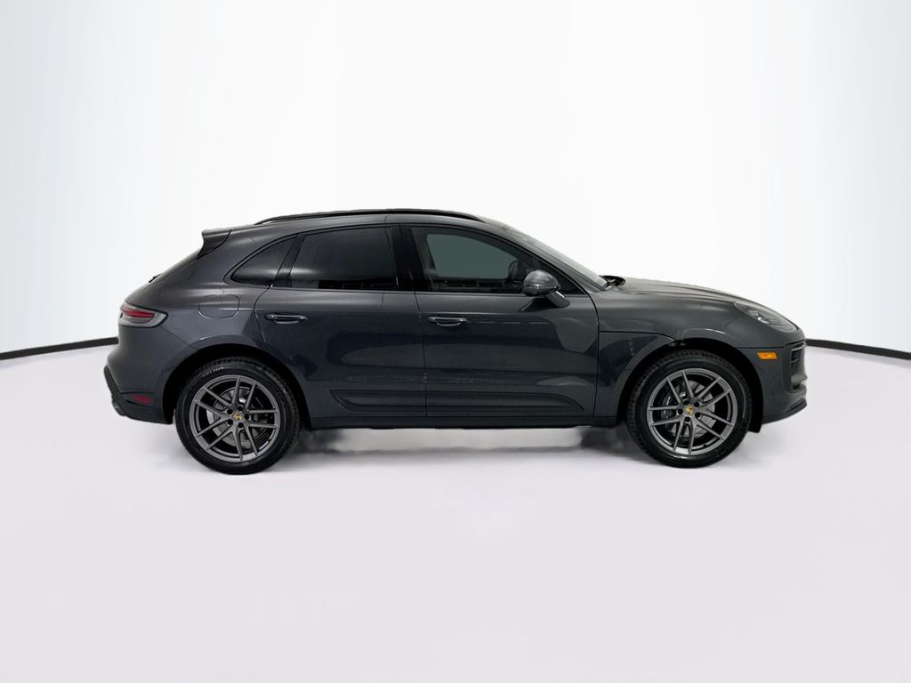 Thumbnail: 2026 Porsche Macan - 8