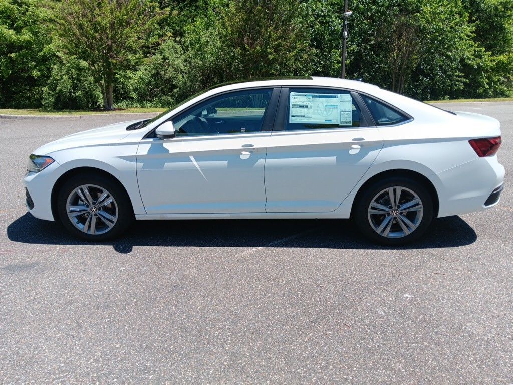 2024 Volkswagen Jetta 1.5T SE 2