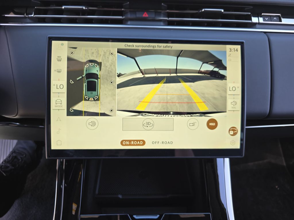 New 2026 White Land Rover Dynamic SE image 24