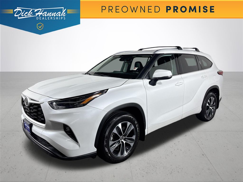 2022 Toyota Highlander XLE