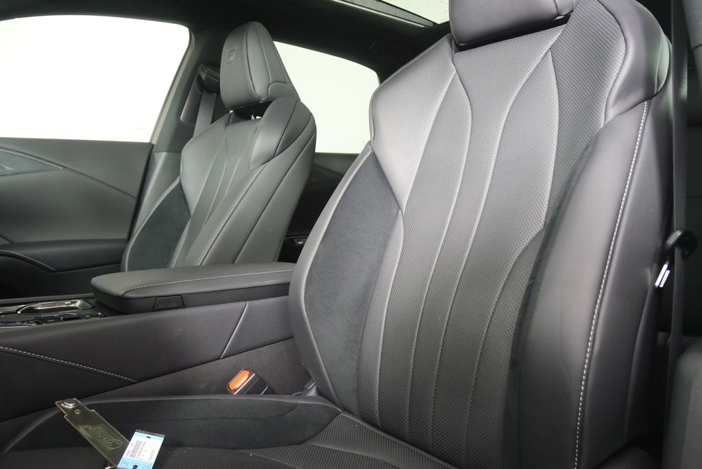 Thumbnail: 2025 Lexus RX - 12