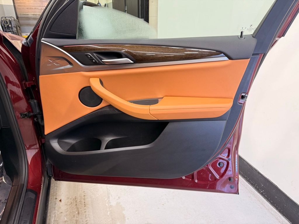 Thumbnail: 2022 BMW X3 - 28