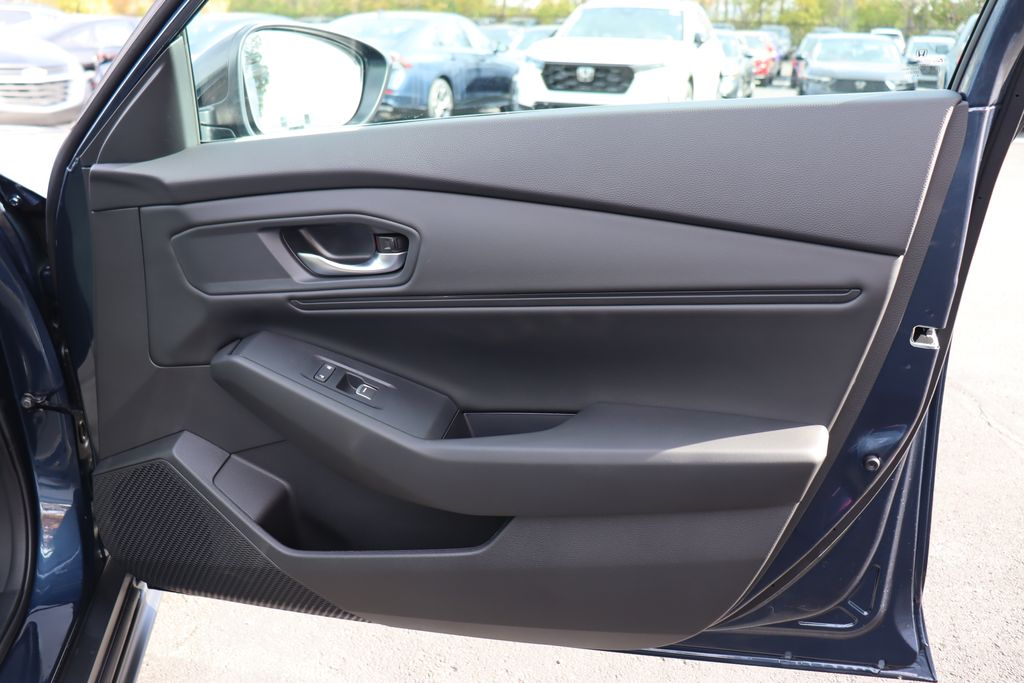 Thumbnail: 2025 Honda Accord - 19