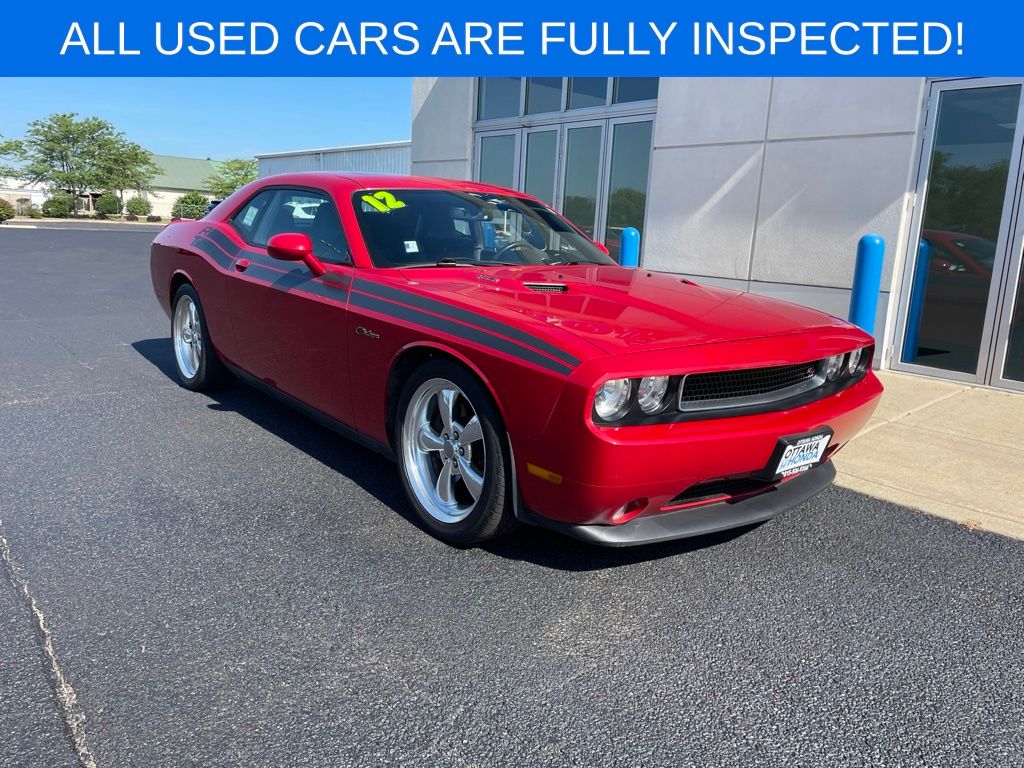 Redline 3 Coat Pearl 2012 Dodge Challenger Coupe Rear-Wheel Drive 5-Speed Automatic